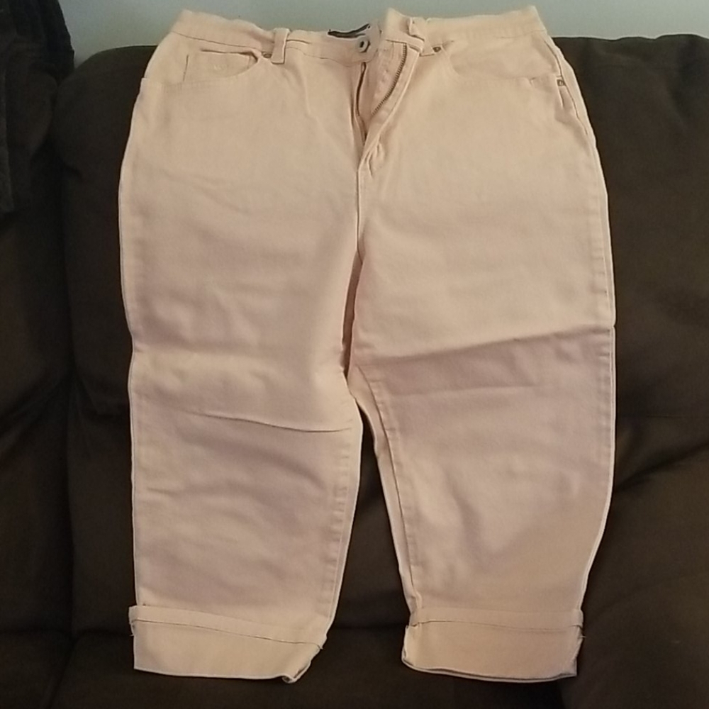 Peach capri